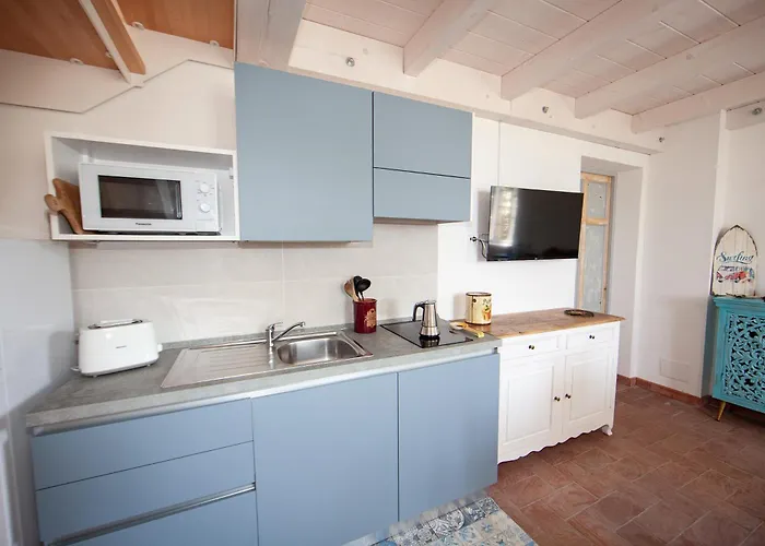 Le Api Gasthuis Marina di Campo